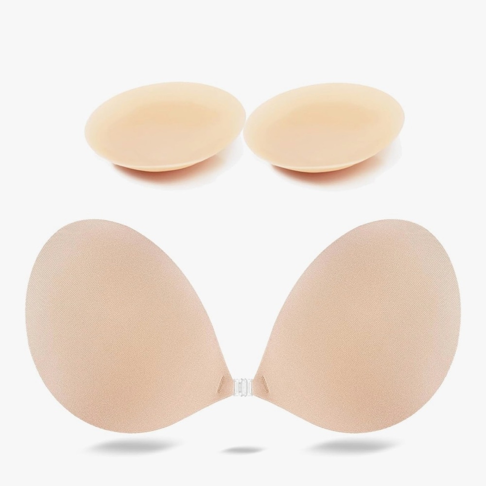 NWT Seamless Nude Adhesive Bra